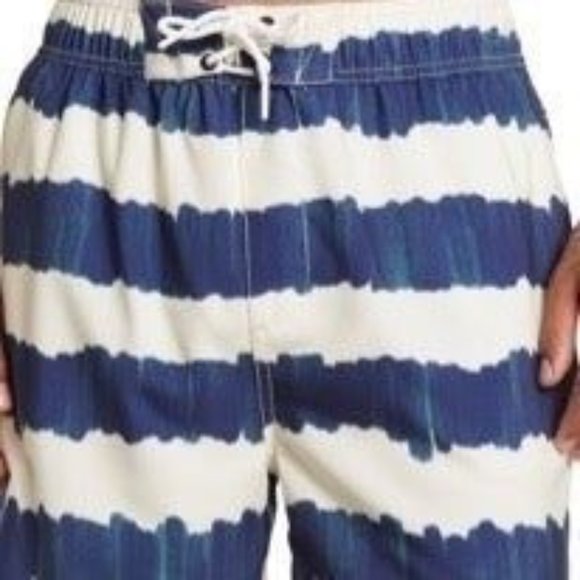 Sovereign Codes NWT Sz M Atwater/Ecru Disruptor Board Shorts - Picture 4 of 6